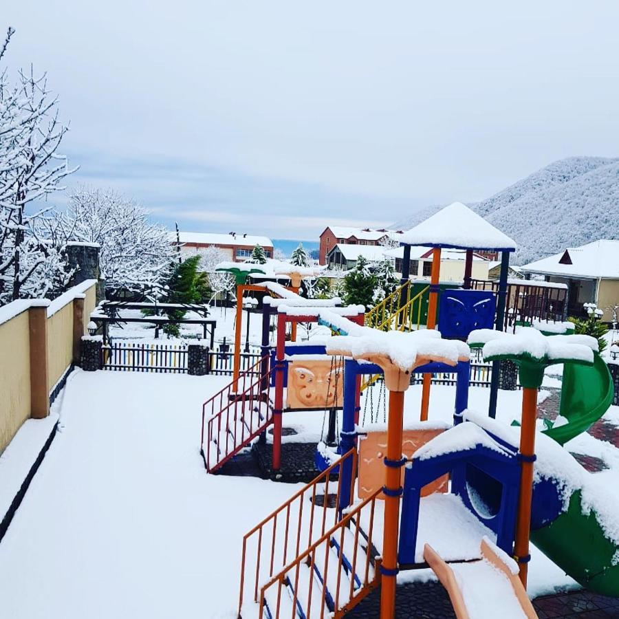 Residence Hotel Restoran Qax Esterno foto
