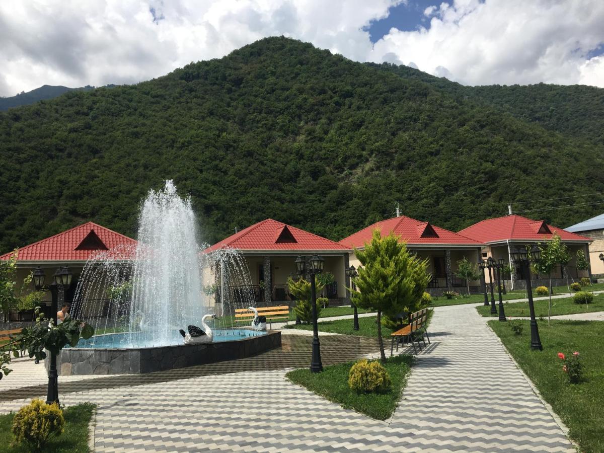 Residence Hotel Restoran Qax Esterno foto