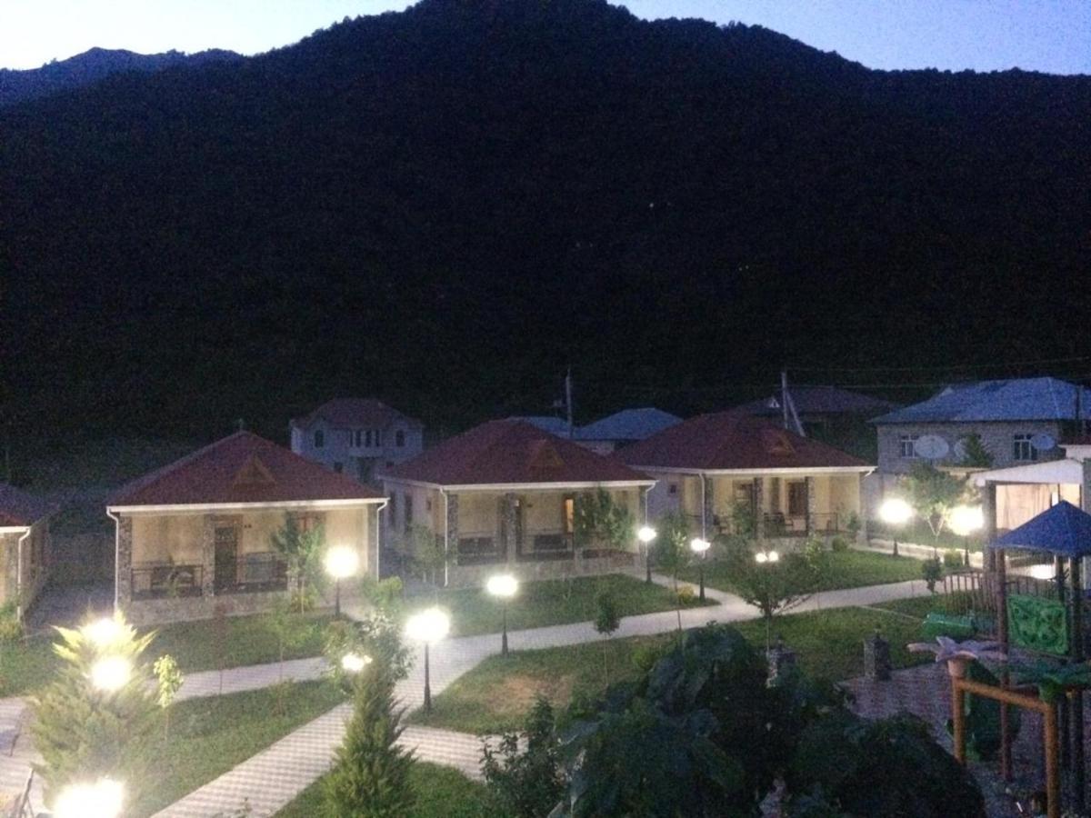 Residence Hotel Restoran Qax Esterno foto
