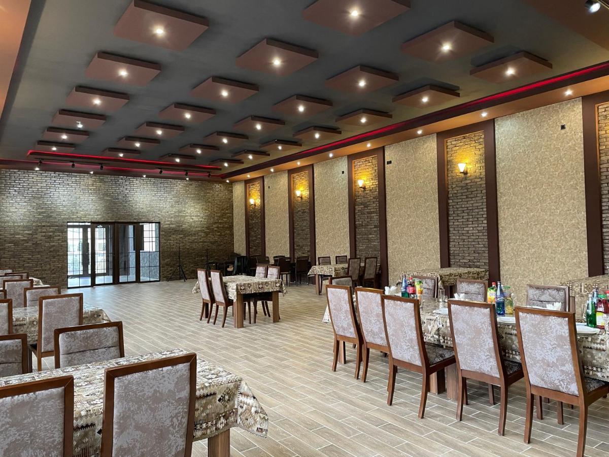 Residence Hotel Restoran Qax Esterno foto