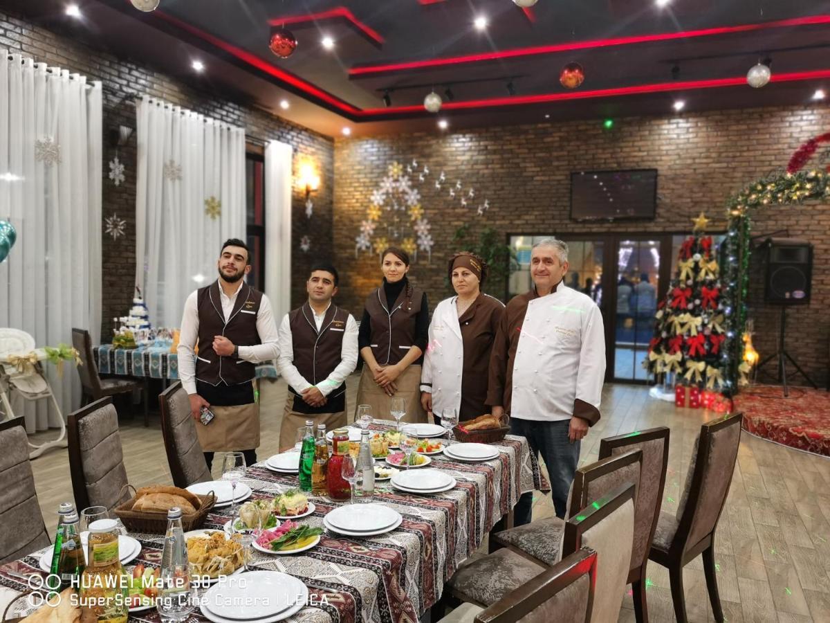 Residence Hotel Restoran Qax Esterno foto